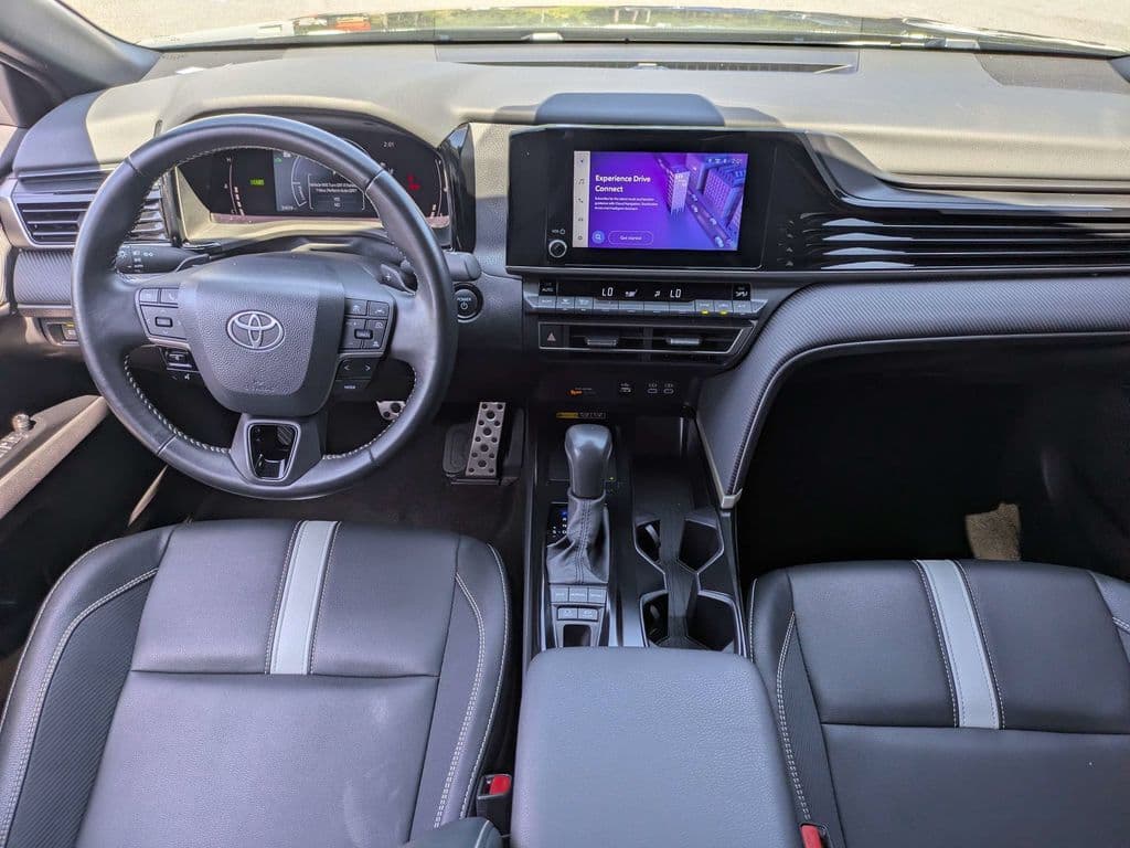 2025 Toyota Camry 14