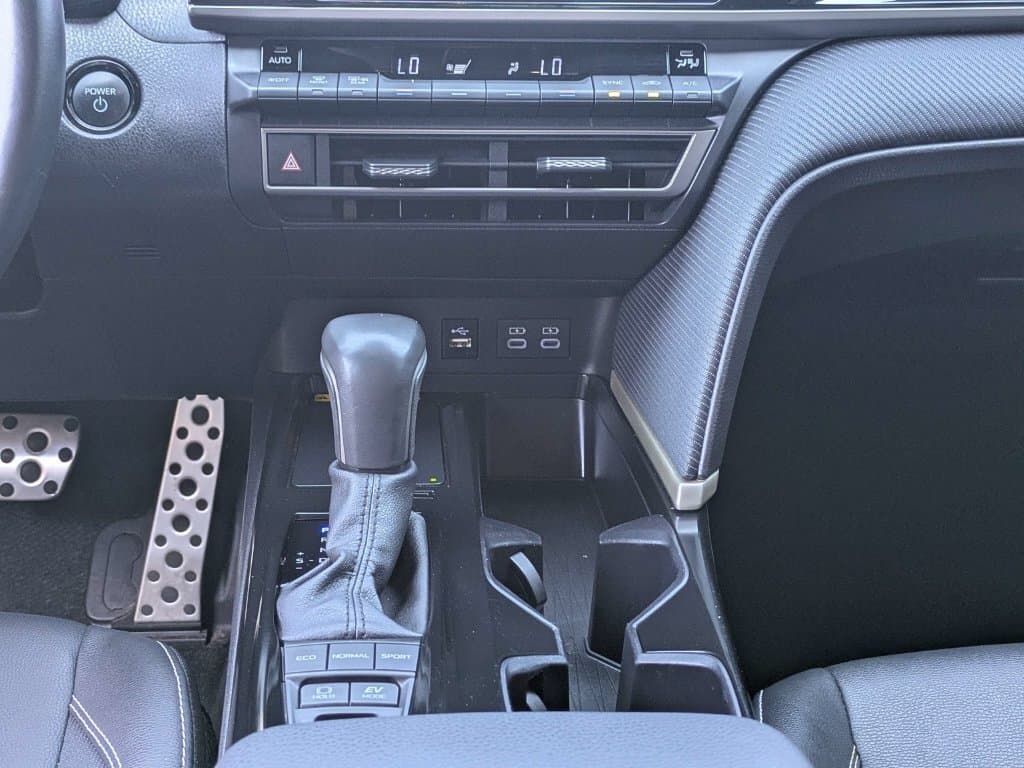 2025 Toyota Camry 18
