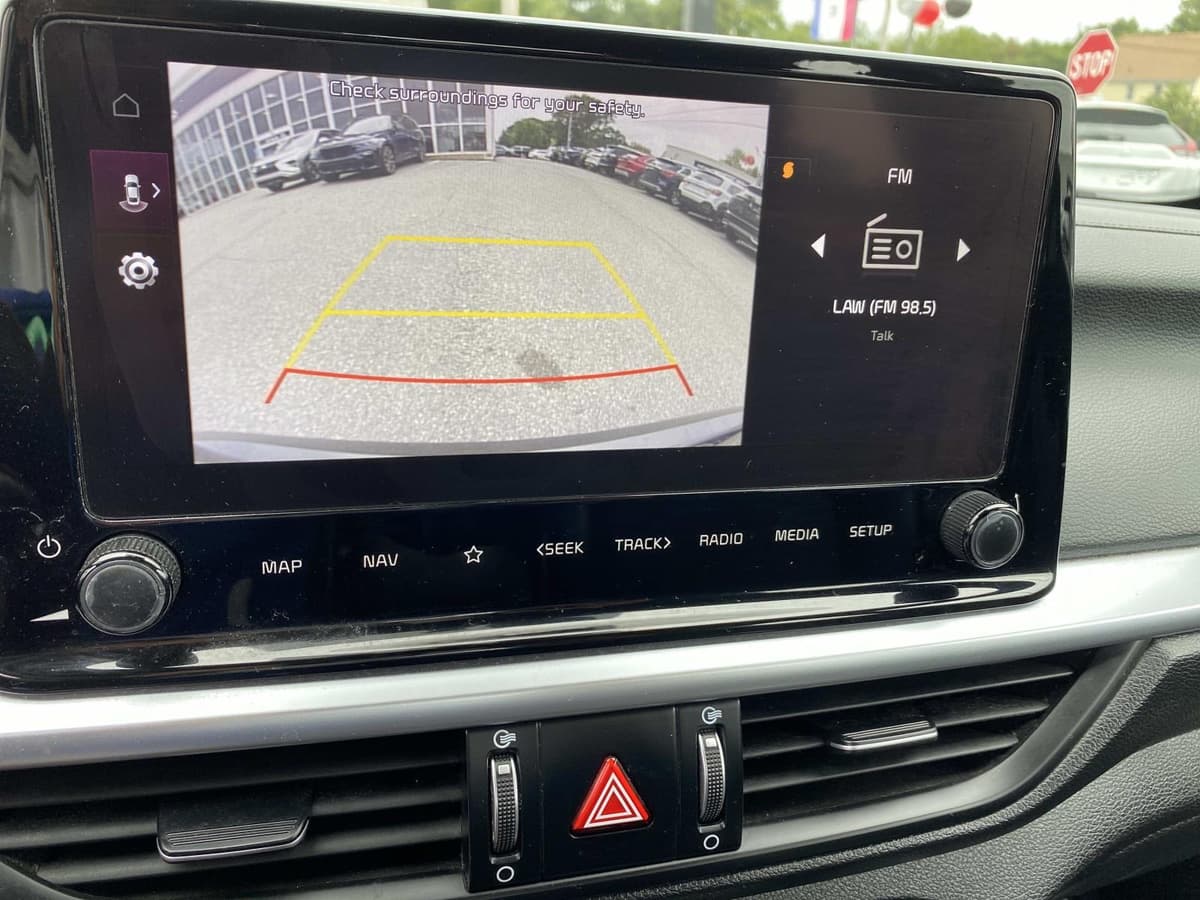 2023 Kia Forte 12
