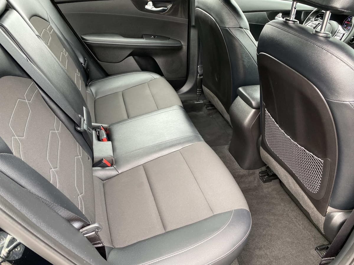 2023 Kia Forte 23