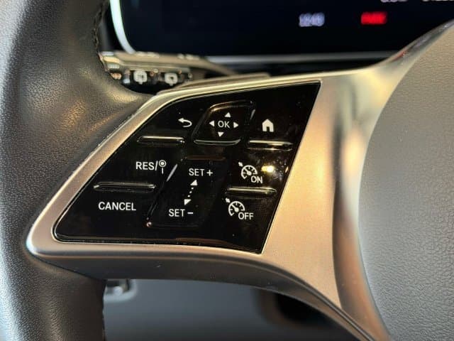 2025 Mercedes-Benz GLC 20