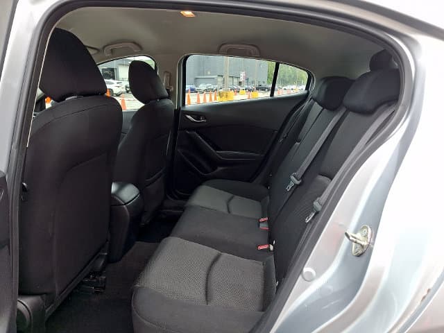 2017 Mazda Mazda3 6