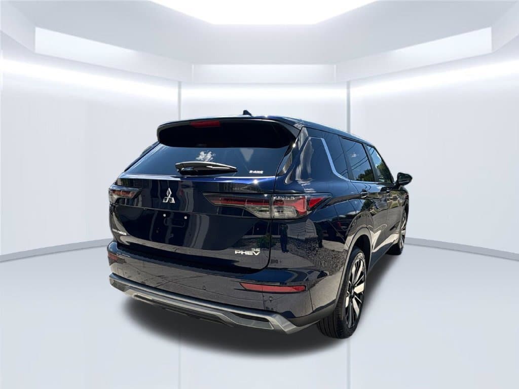 2026 Mitsubishi Outlander Plug-in Hybrid 10
