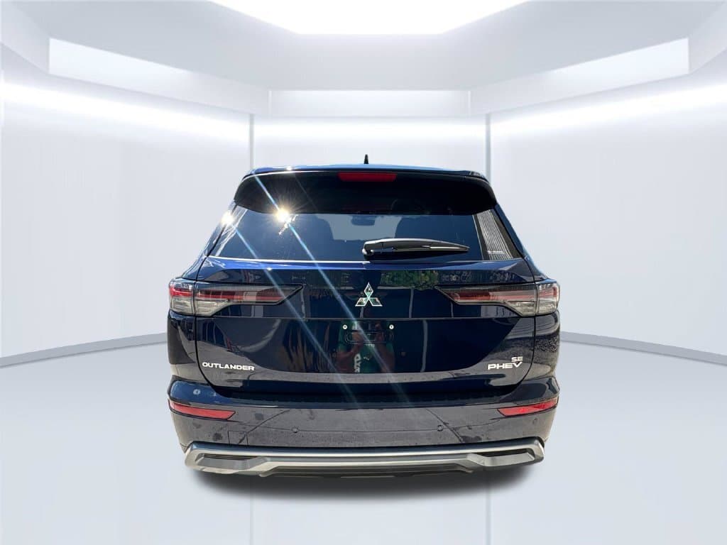 2026 Mitsubishi Outlander Plug-in Hybrid 11