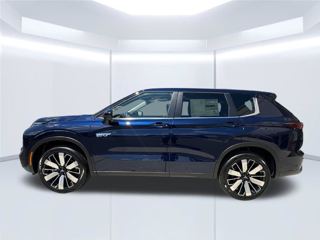 2026 Mitsubishi Outlander Plug-in Hybrid 14