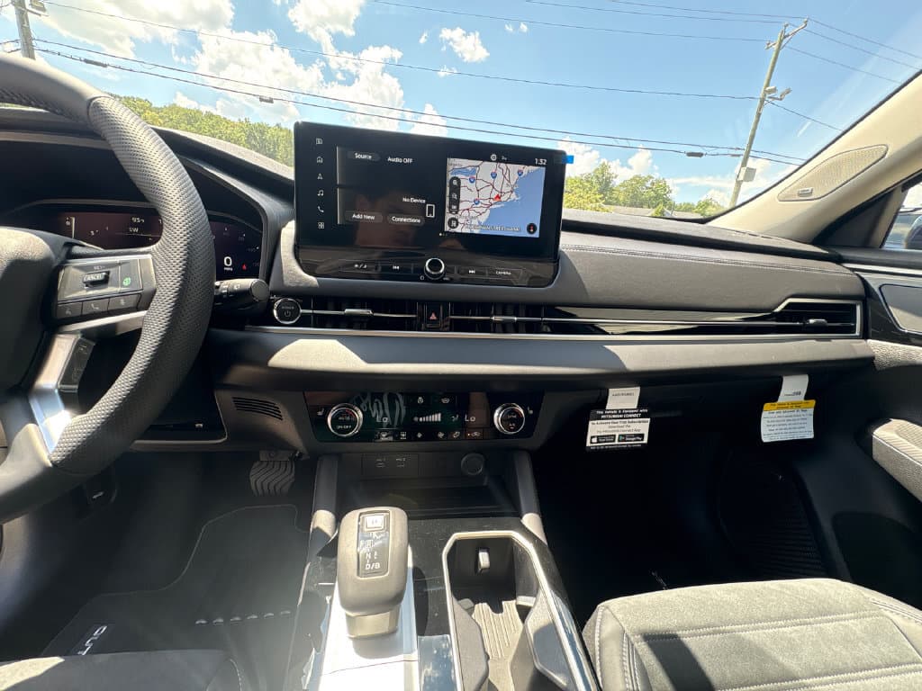 2026 Mitsubishi Outlander Plug-in Hybrid 24