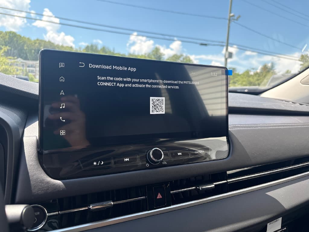 2026 Mitsubishi Outlander Plug-in Hybrid 28