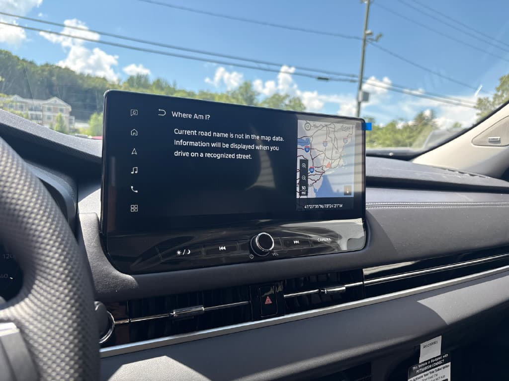 2026 Mitsubishi Outlander Plug-in Hybrid 32