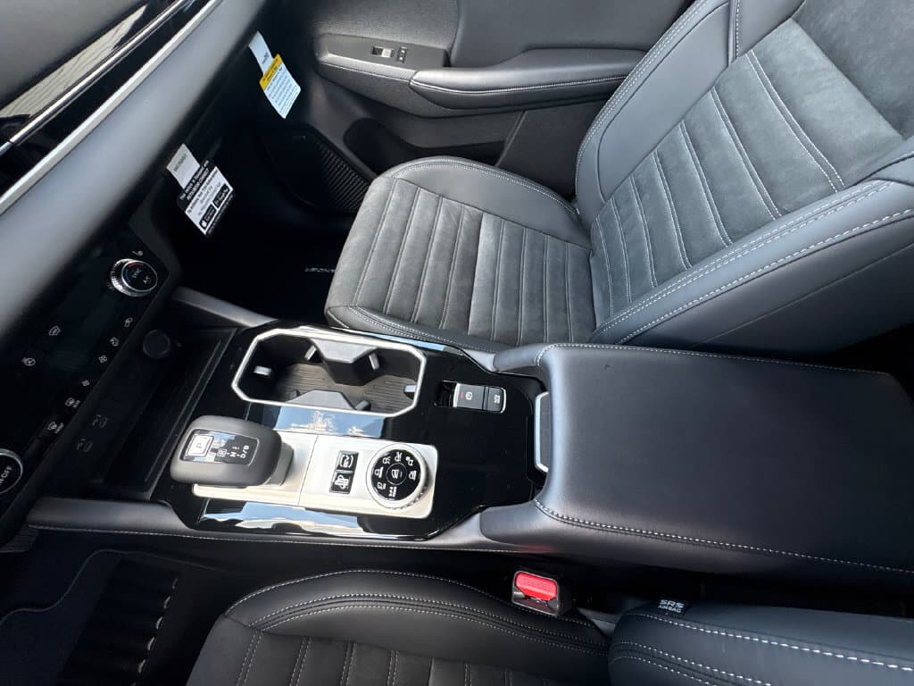 2026 Mitsubishi Outlander Plug-in Hybrid 35