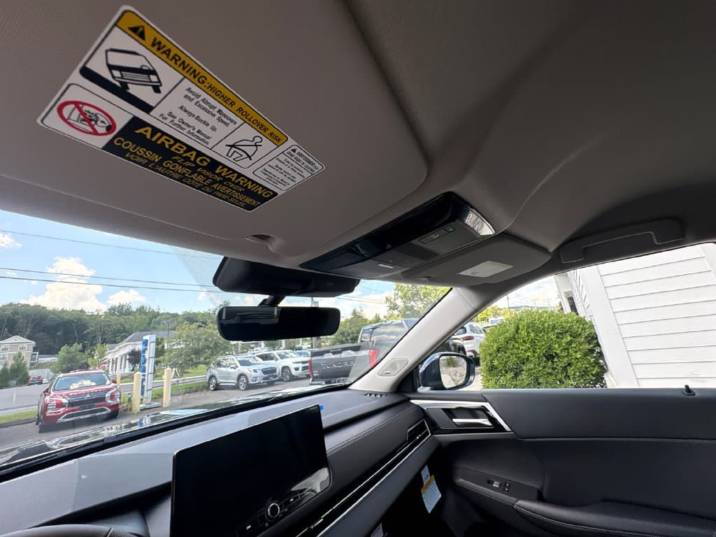 2026 Mitsubishi Outlander Plug-in Hybrid 37