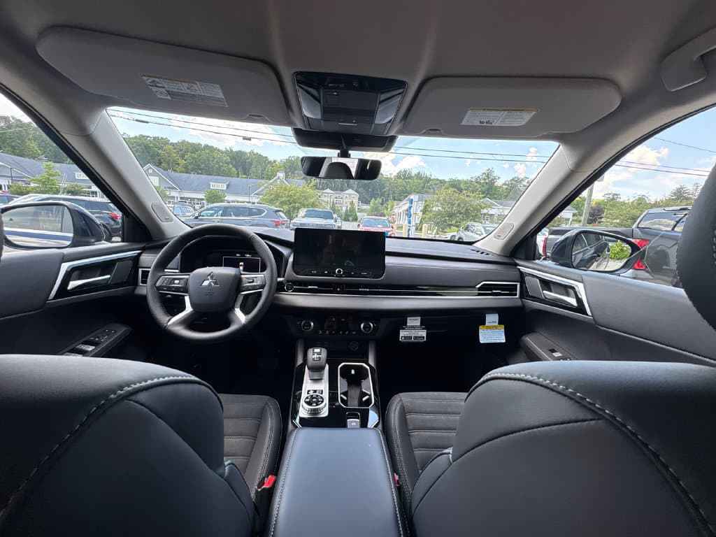2026 Mitsubishi Outlander Plug-in Hybrid 40