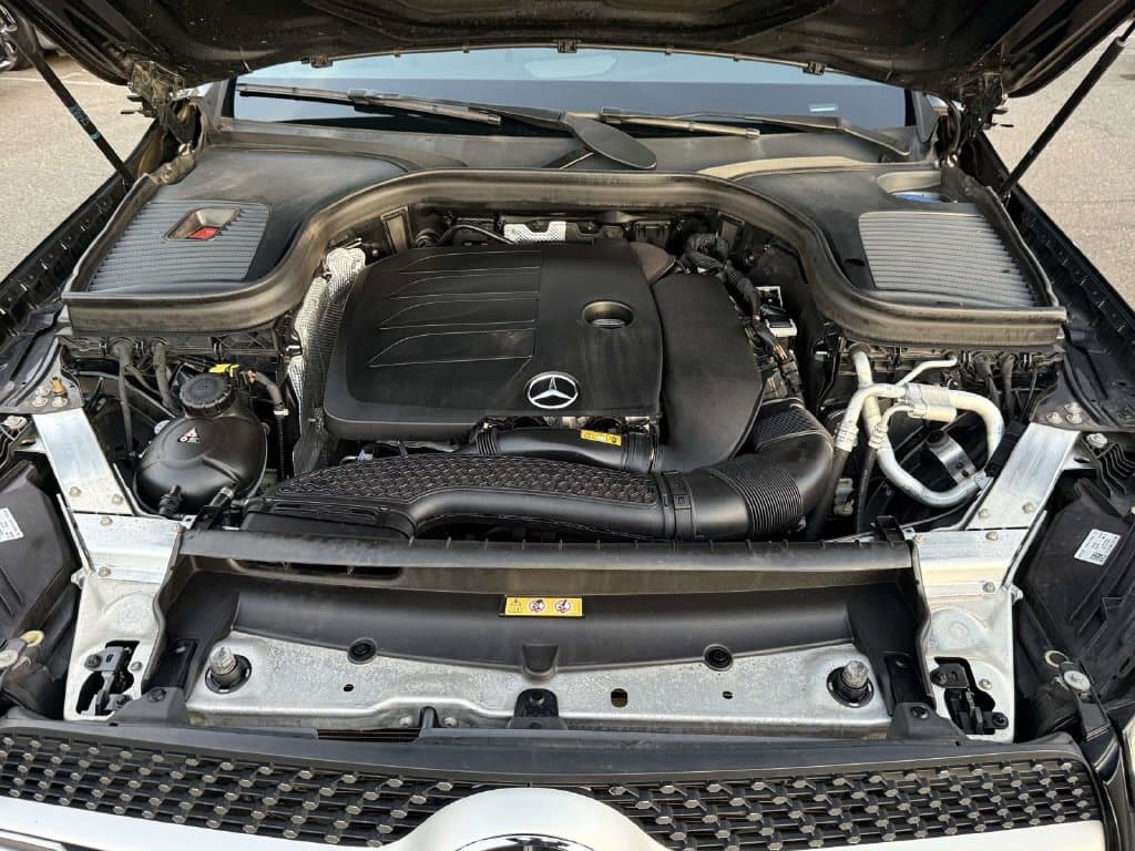 2021 Mercedes-Benz GLC 13