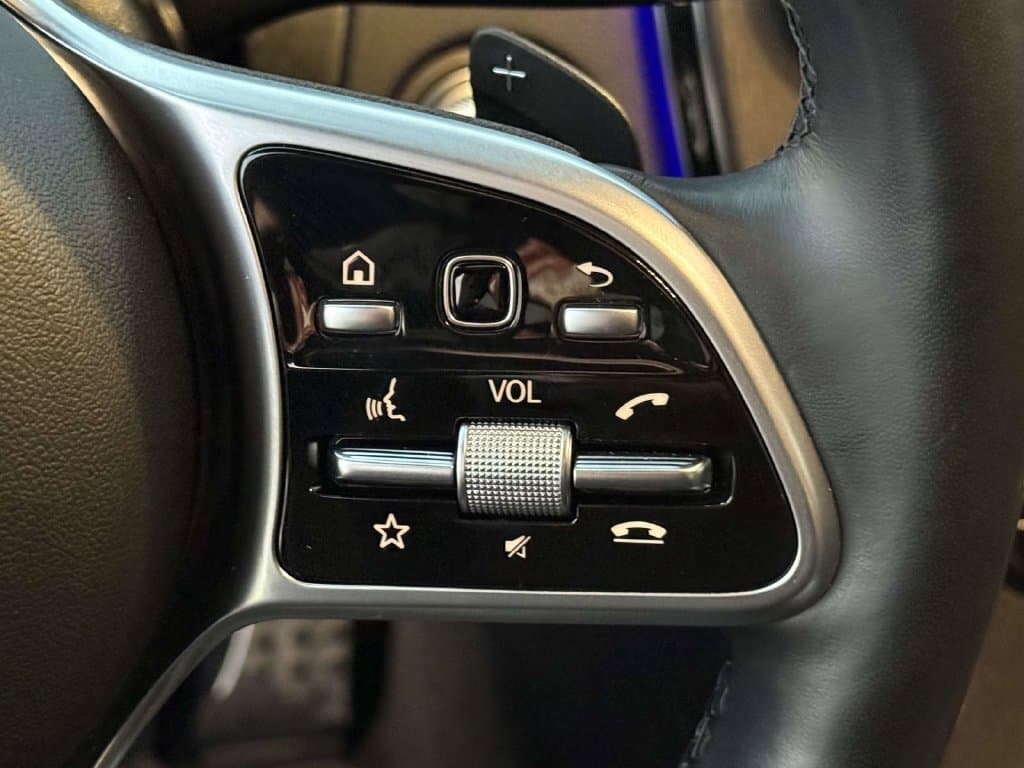 2021 Mercedes-Benz GLC 24