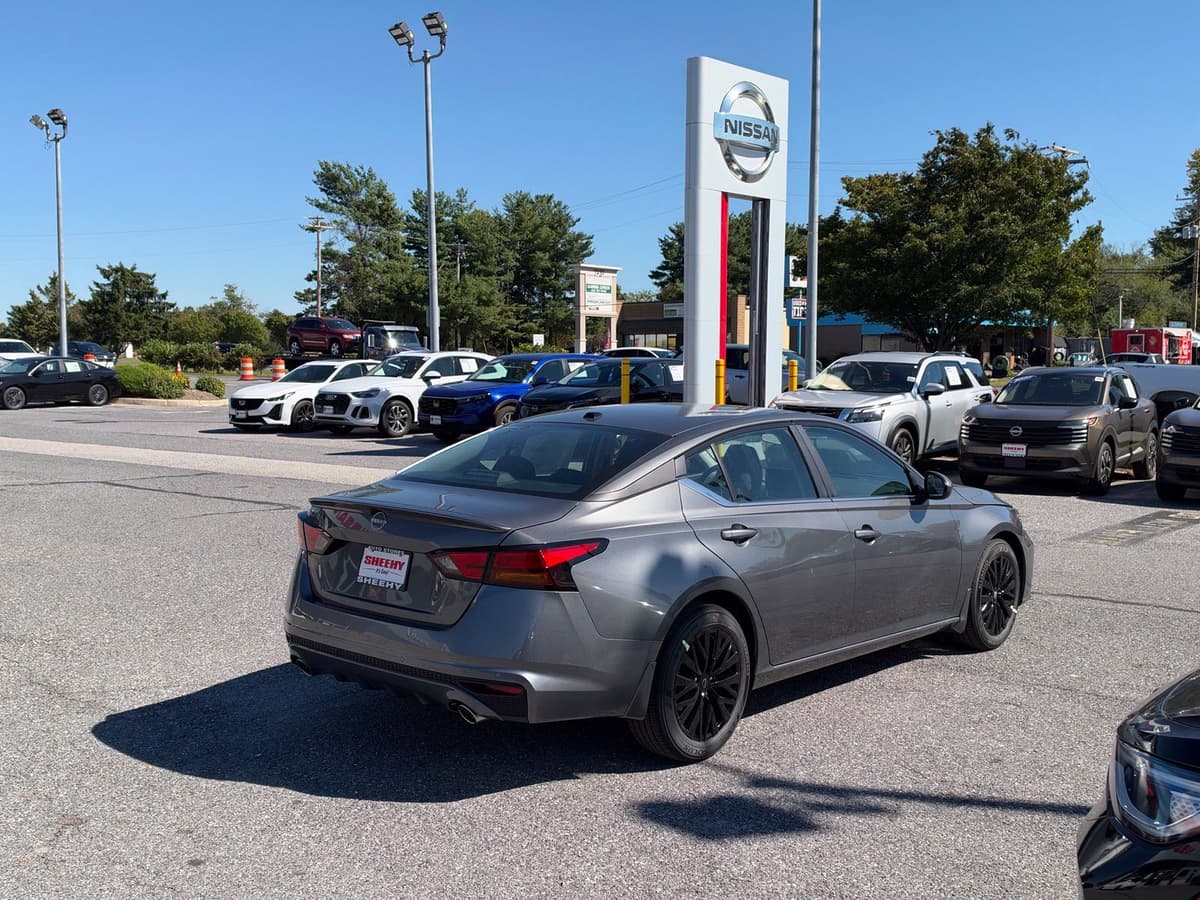 2026 Nissan Altima 7