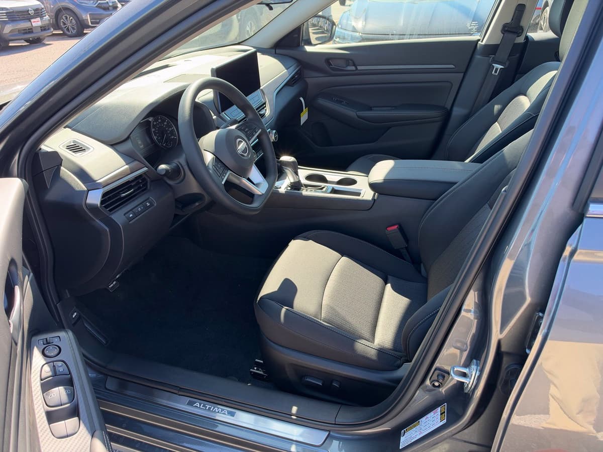 2026 Nissan Altima 8