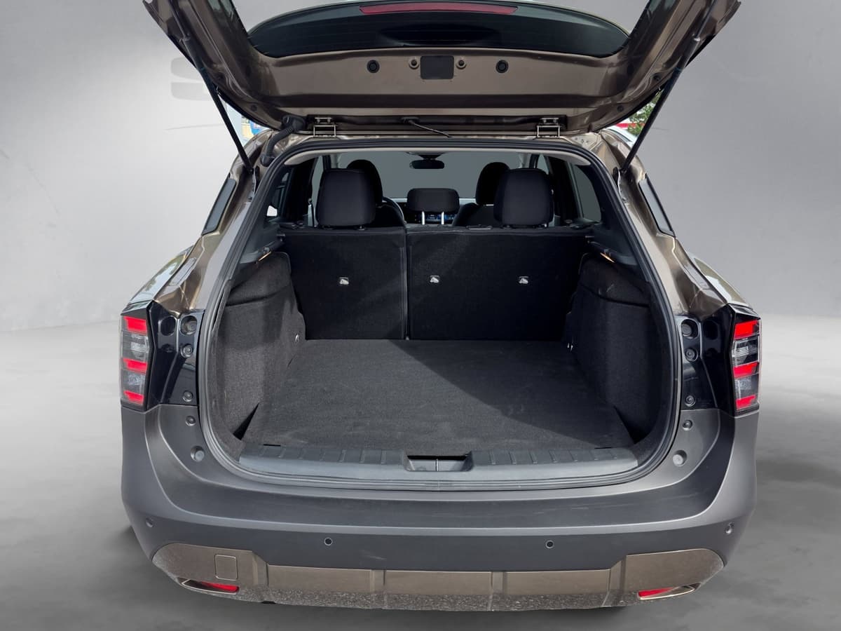 2026 Nissan KICKS 24