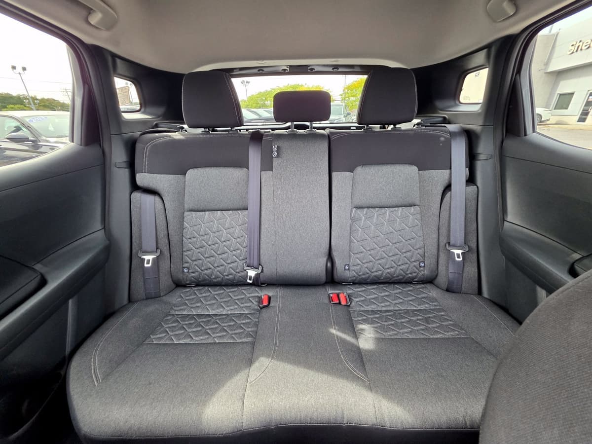 2026 Nissan KICKS 25