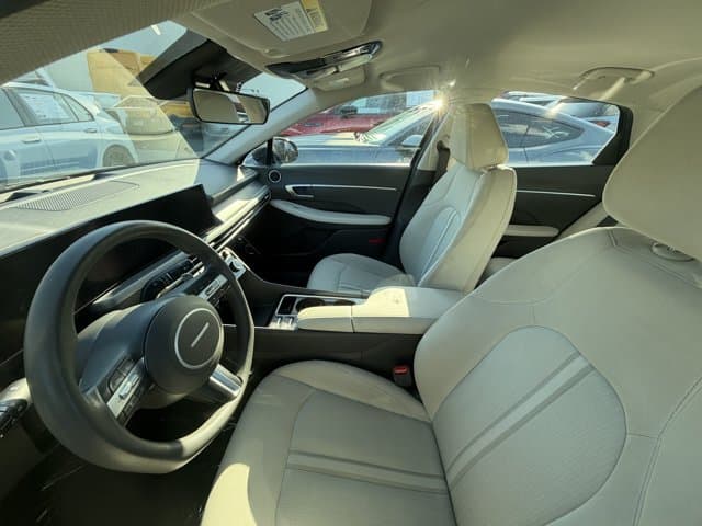 2025 Hyundai Sonata 33