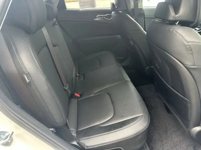 2025 Kia Sportage 20