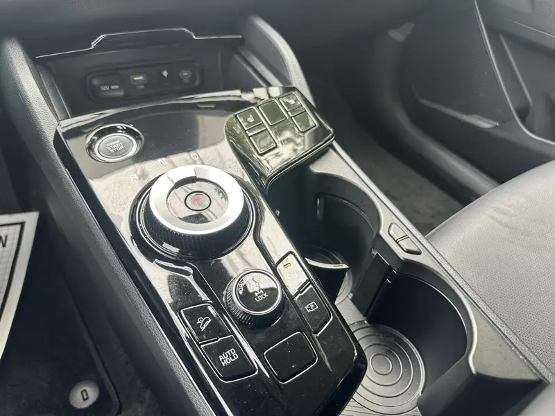 2025 Kia Sportage 16
