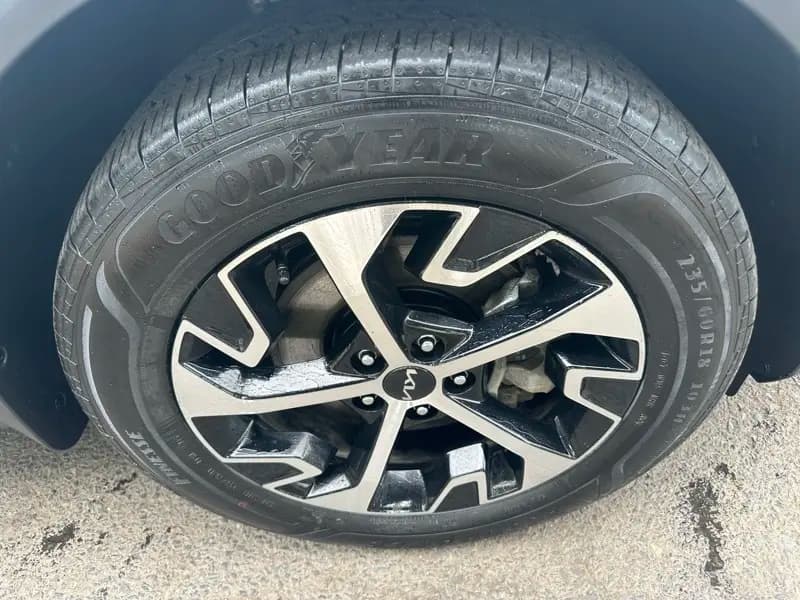 2025 Kia Sportage 32