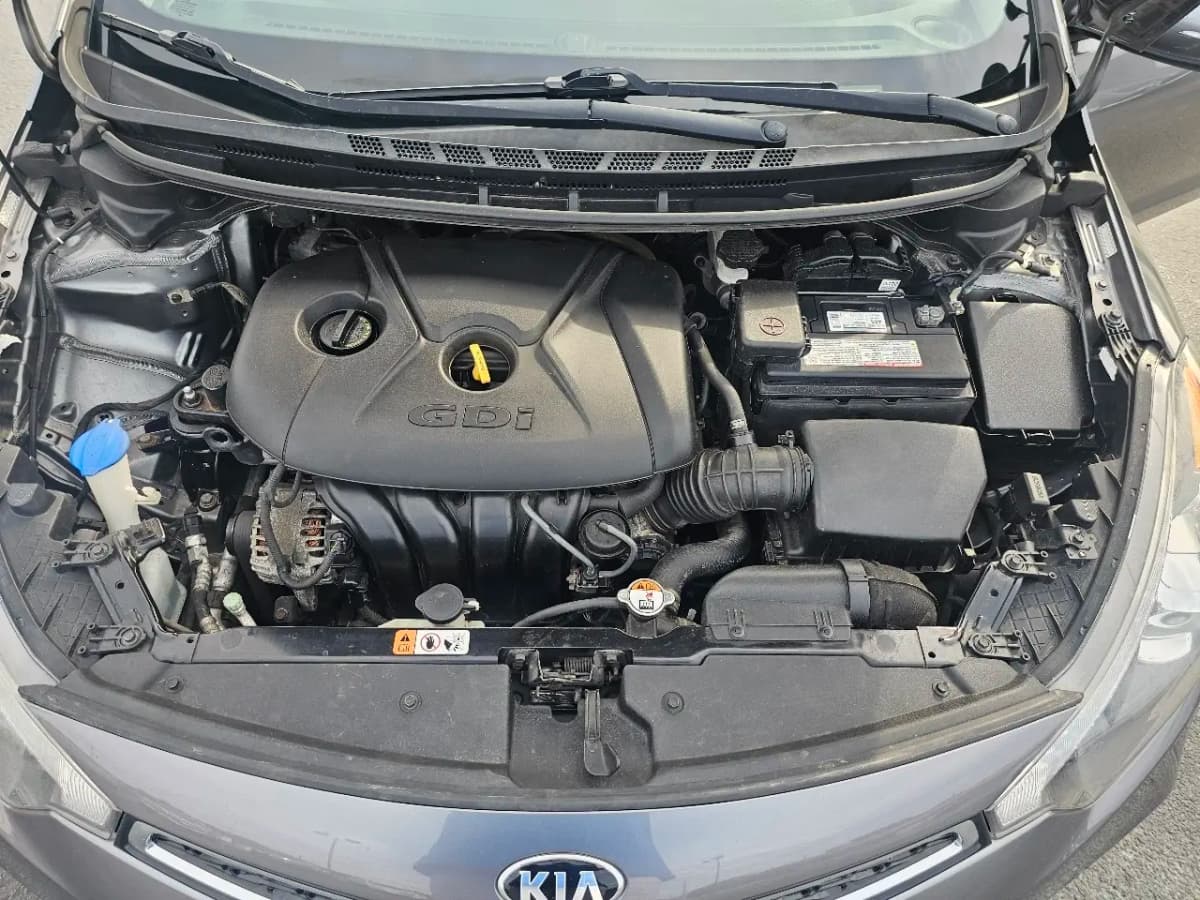 2015 Kia Forte Koup 12