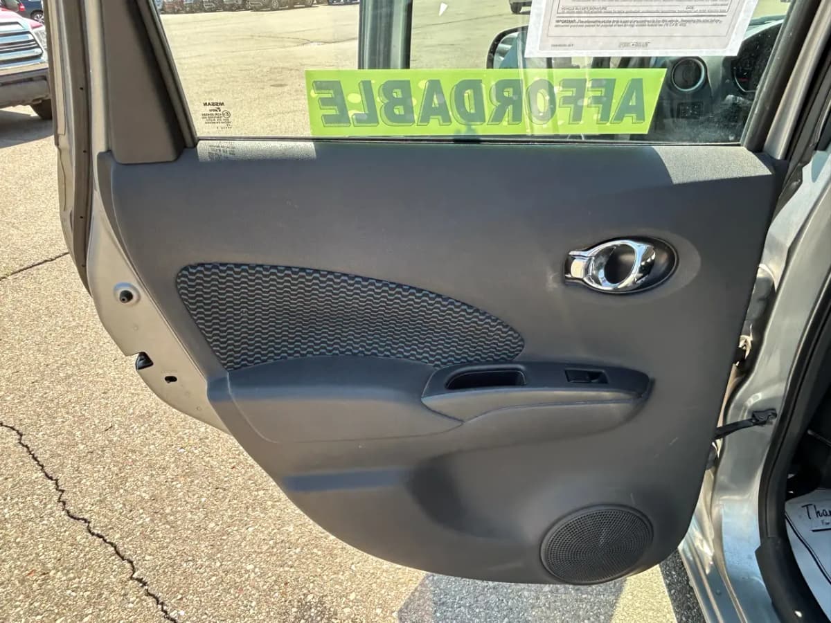 2014 Nissan Versa Note 16