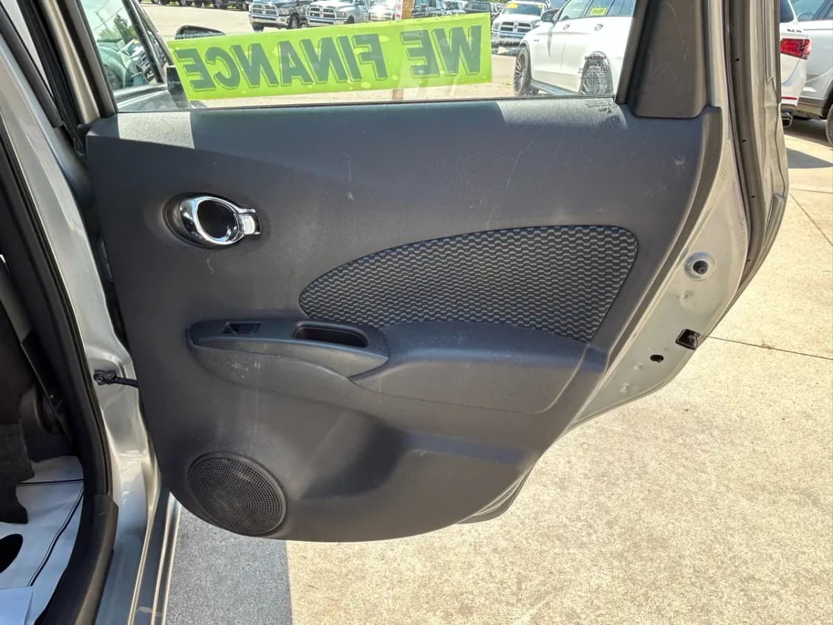 2014 Nissan Versa Note 18
