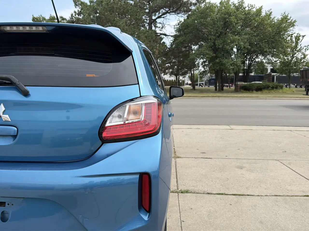 2021 Mitsubishi Mirage 12