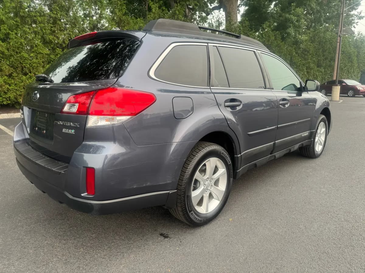 2014 Subaru Outback 7