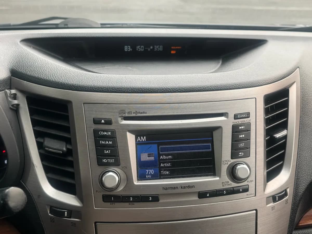 2014 Subaru Outback 17