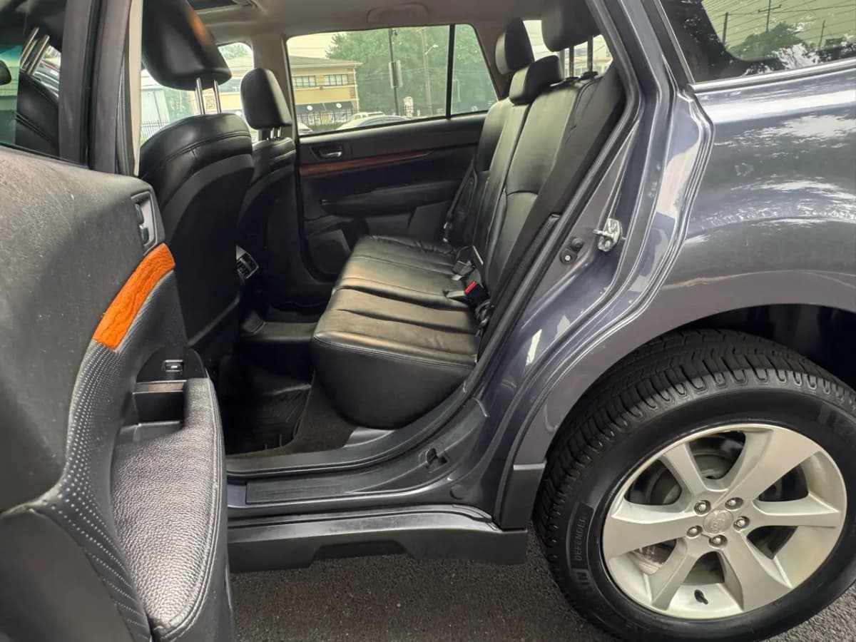 2014 Subaru Outback 50