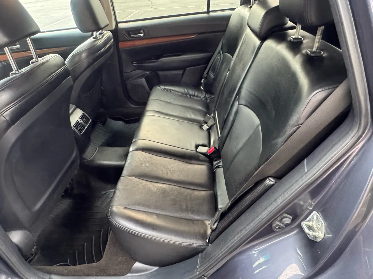 2014 Subaru Outback 51