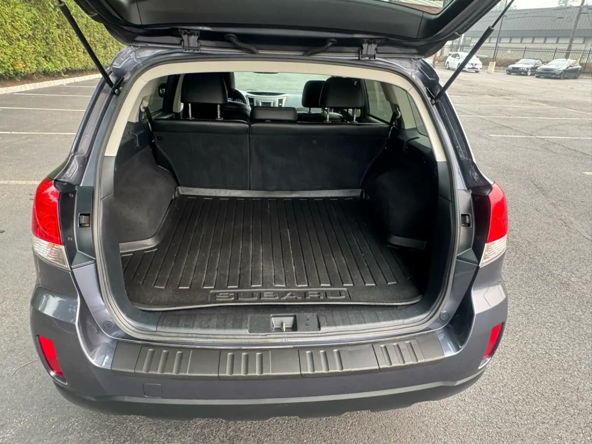 2014 Subaru Outback 57