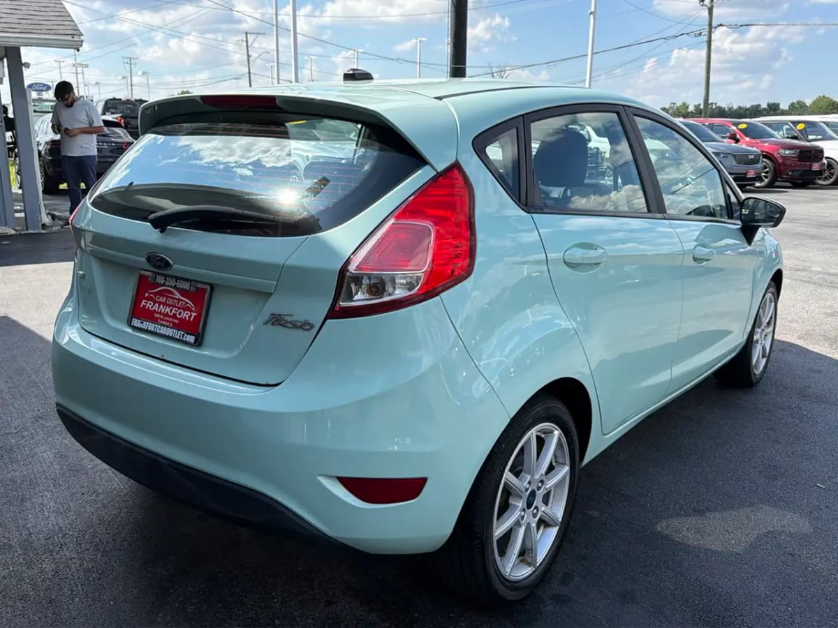2017 Ford Fiesta 11
