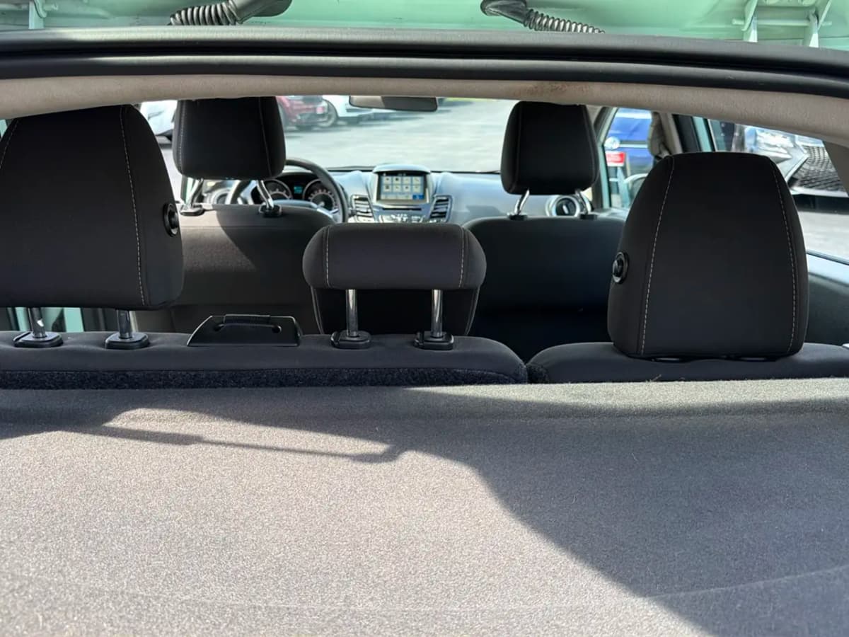 2017 Ford Fiesta 37