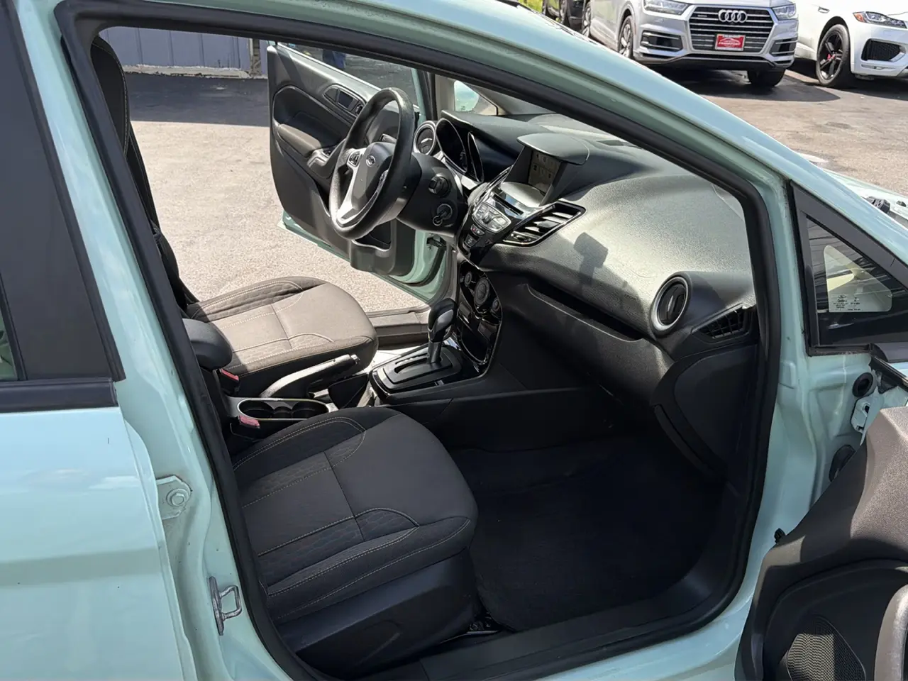 2017 Ford Fiesta 39