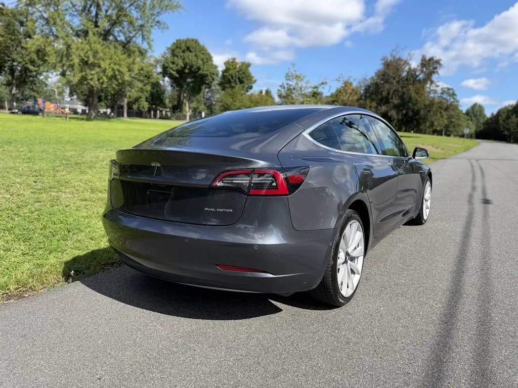 2019 Tesla Model 3 7