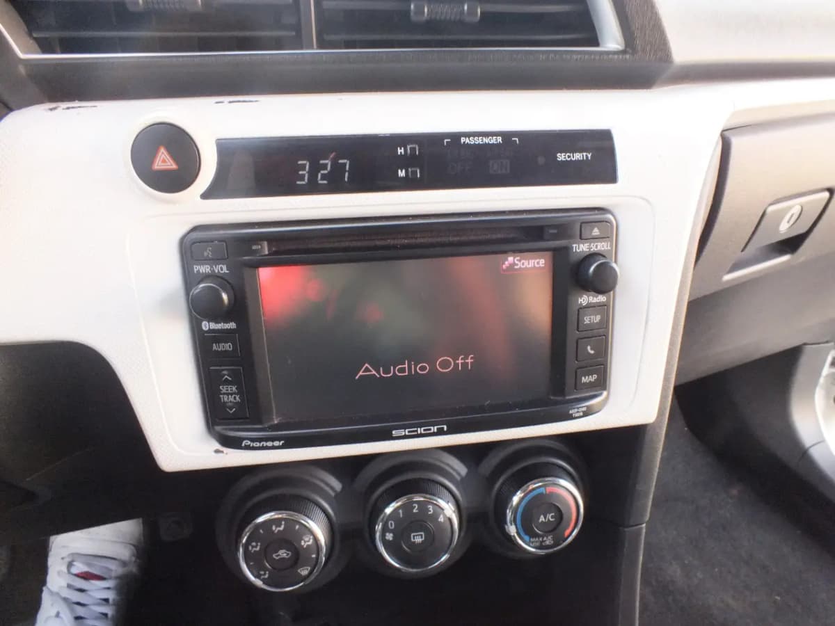 2015 Scion tC 17