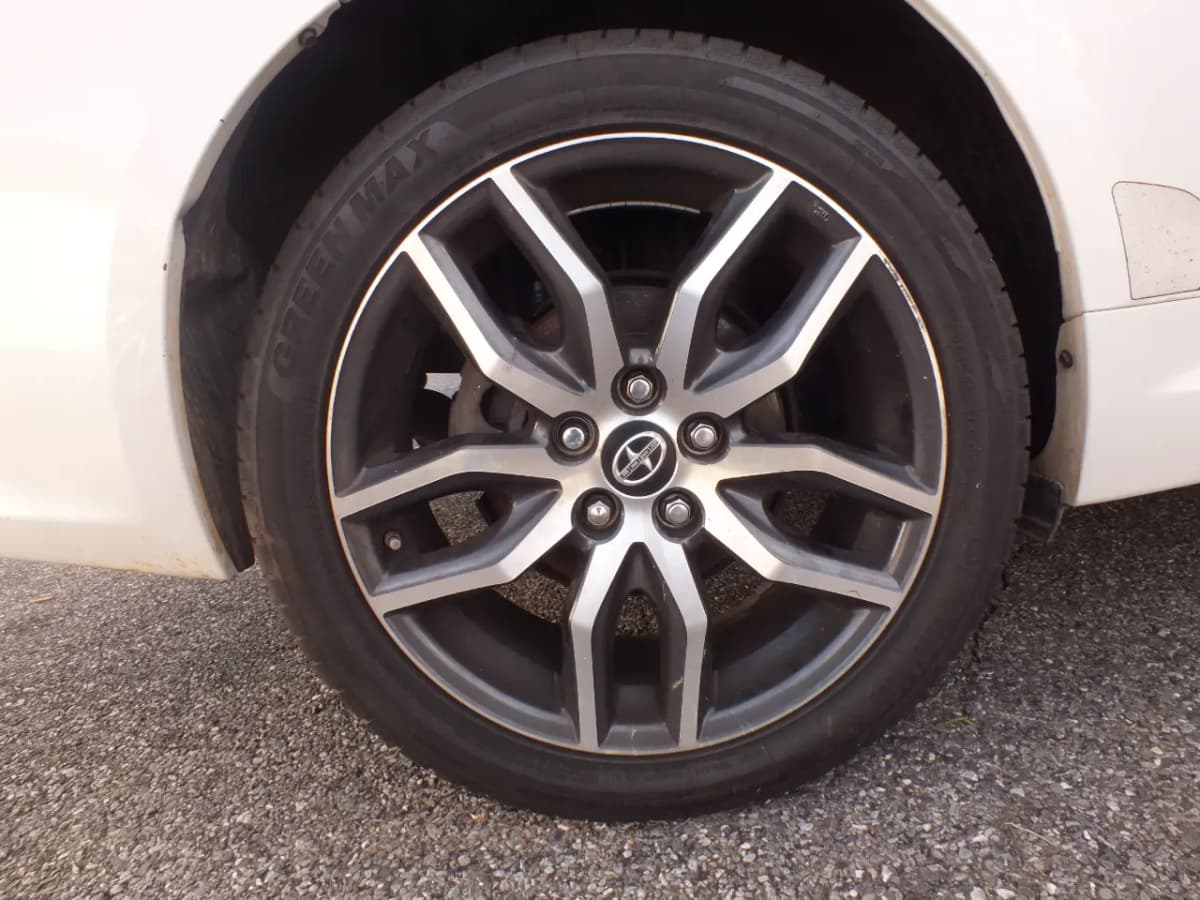 2015 Scion tC 21