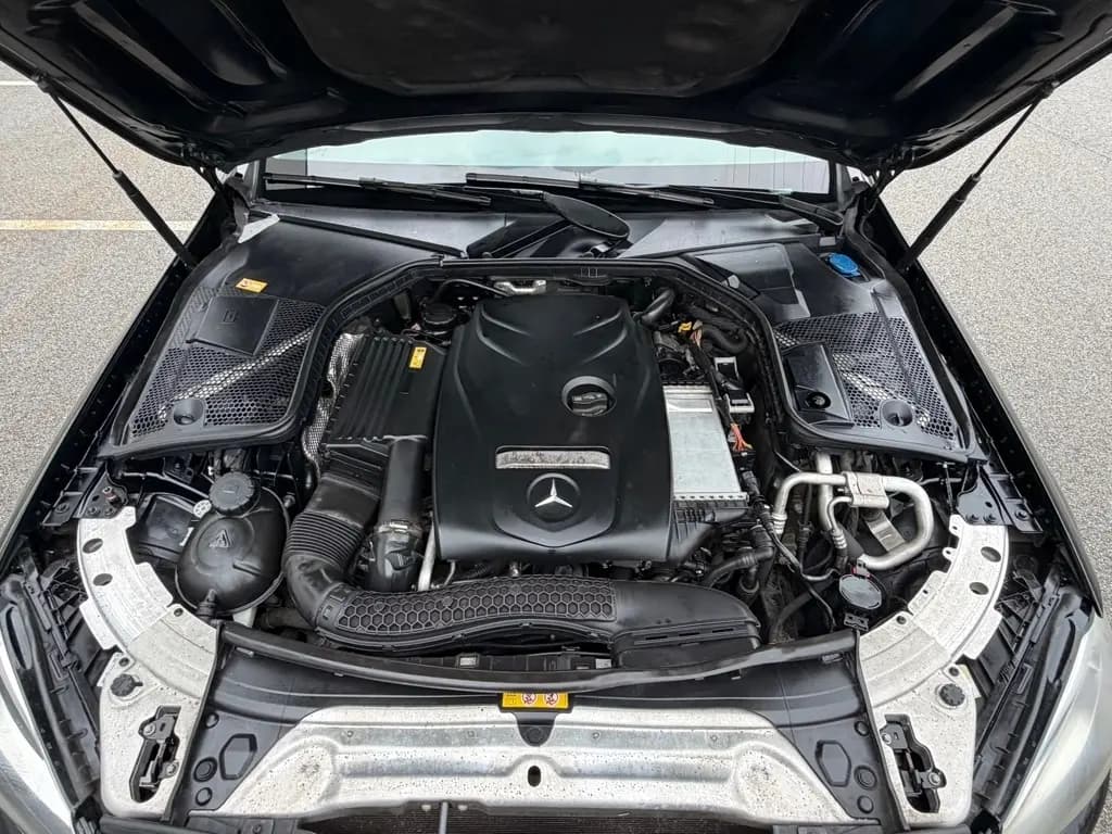 2016 Mercedes-Benz C-Class 17