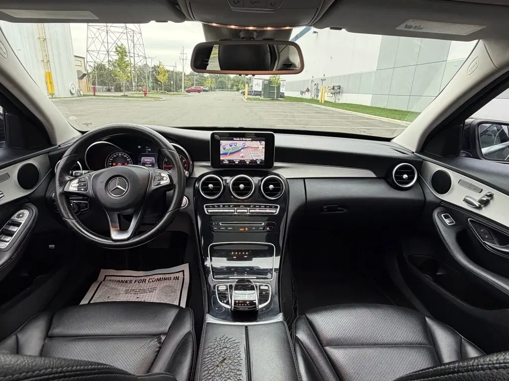 2016 Mercedes-Benz C-Class 23