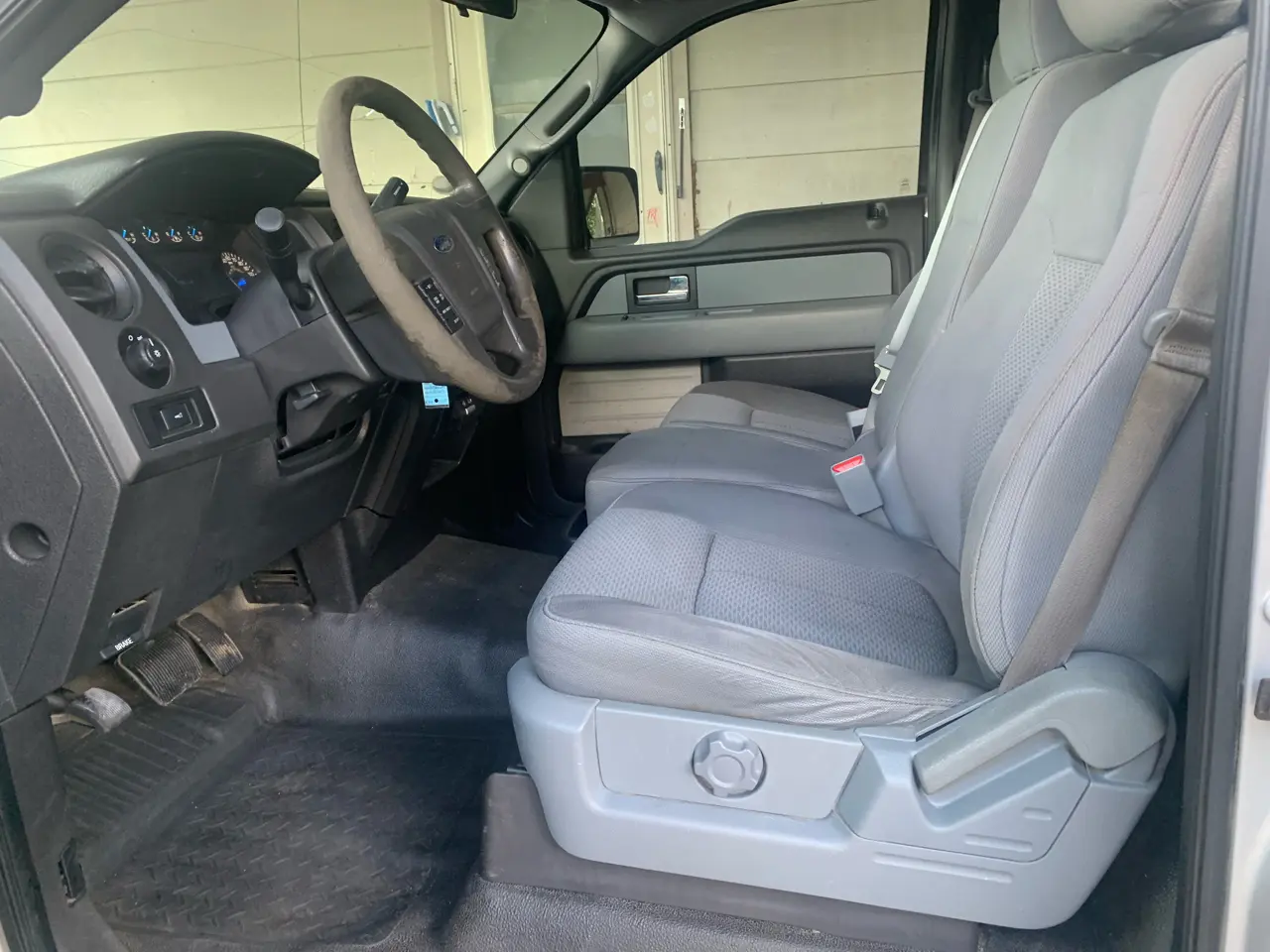 2014 Ford F-150 21