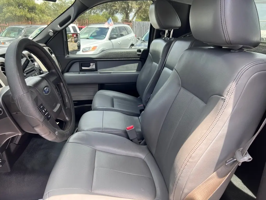 2014 Ford F-150 11