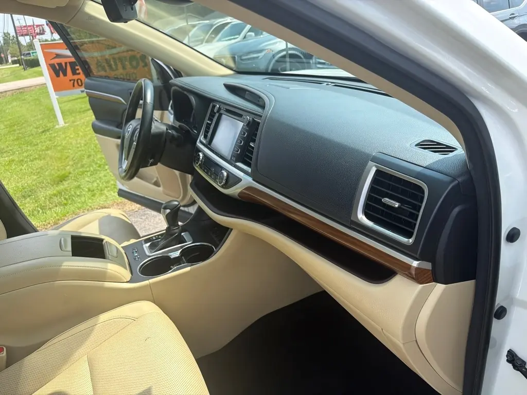 2018 Toyota Highlander 14