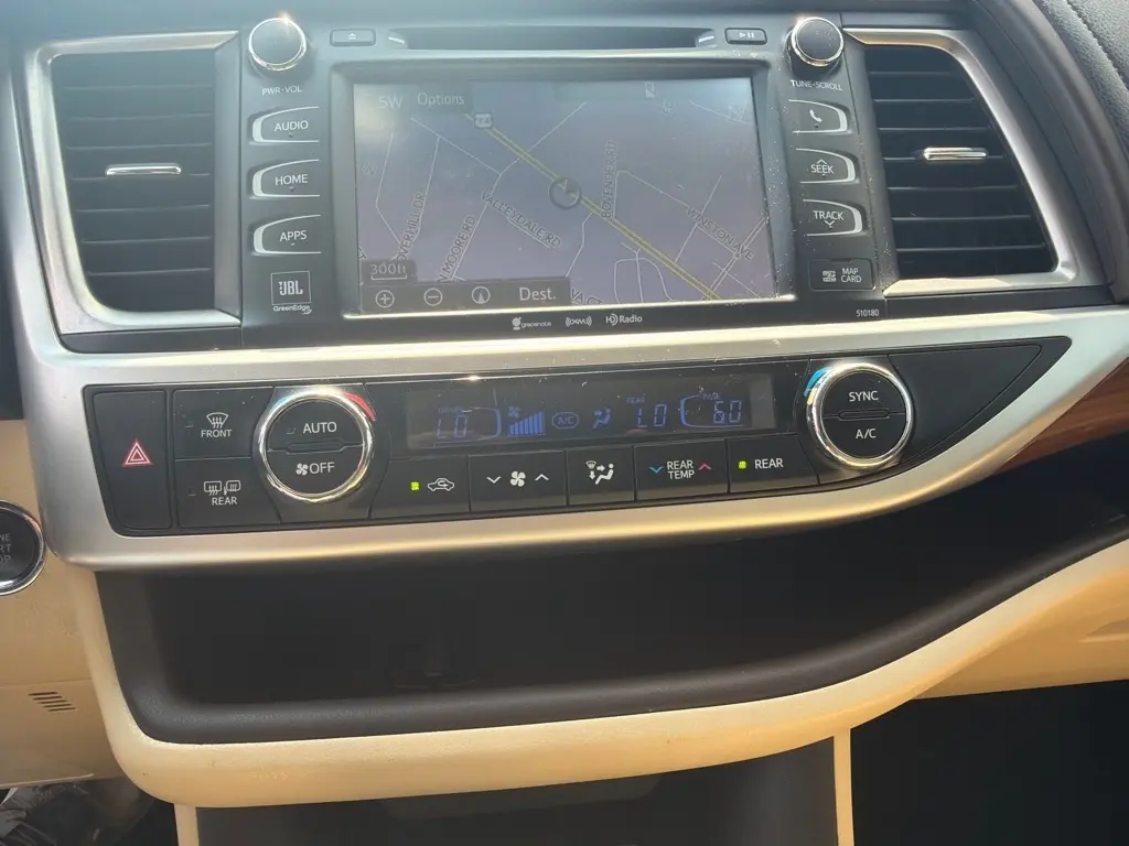 2018 Toyota Highlander 20