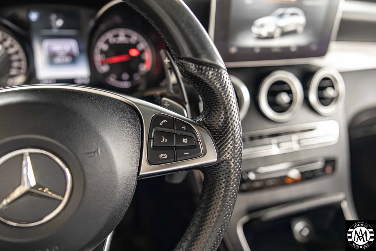 2018 Mercedes-Benz GLC 19