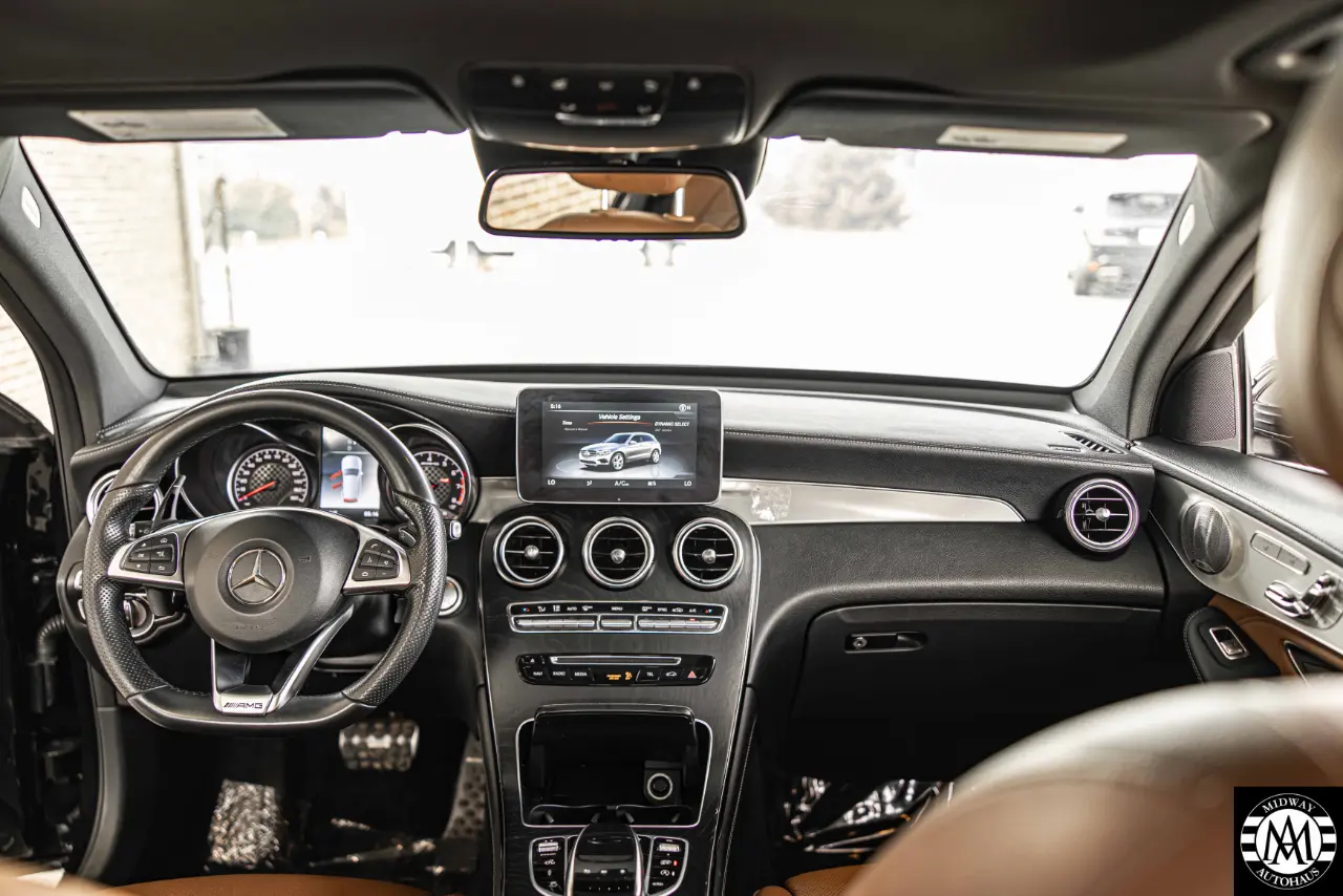 2018 Mercedes-Benz GLC 28