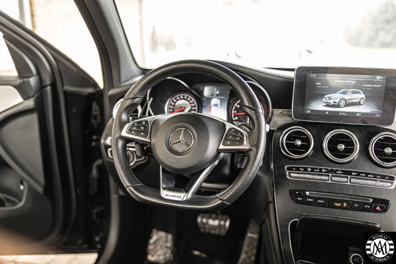 2018 Mercedes-Benz GLC 29