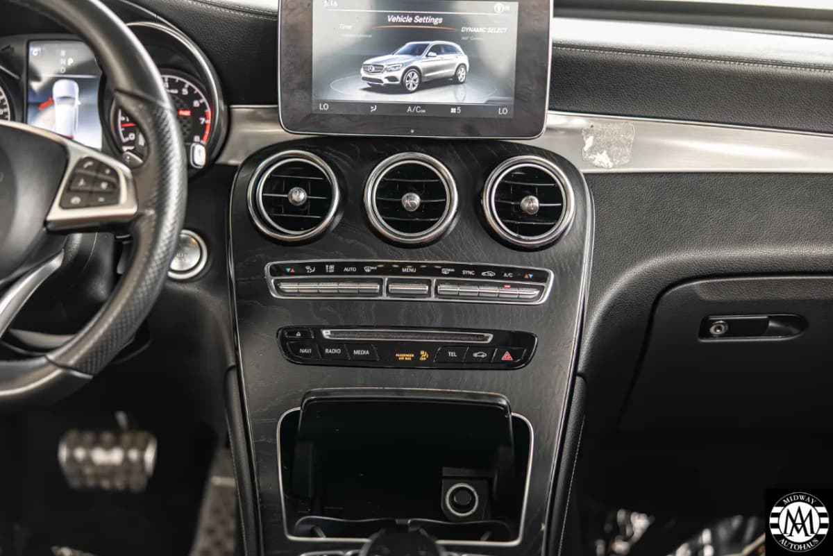 2018 Mercedes-Benz GLC 30